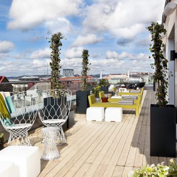 Scandic-Rubinen-exterior-roof-top-bar-outdoor-view_q2