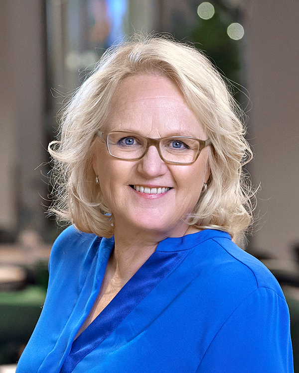 Johanna Uimonen, Communication Manager