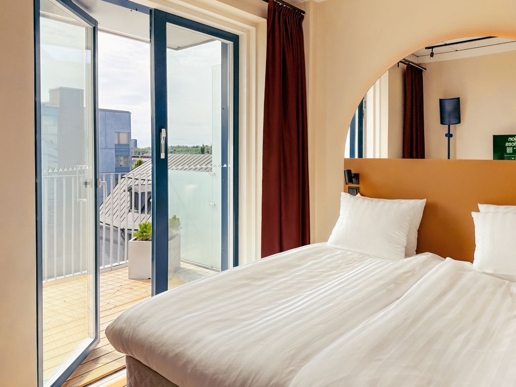 Scandic Go Saaristonkatu 1 Room with balcony.jpg