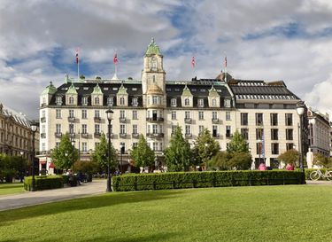 FredrikkeNssforlaterGrandHotelOslobyScandic.jpeg