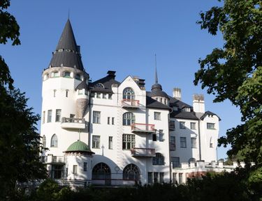 scandicimatranvaltionhotellifacade7.jpeg