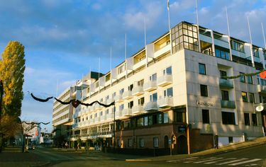 HotelAlexandra.jpeg