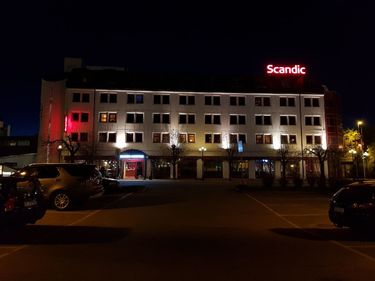 ScandicHnefossfasadekveld.jpeg