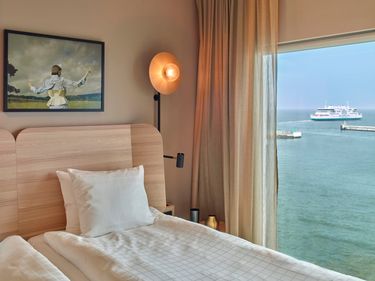 scandicoceanhamnenbedroomff01.1.jpeg