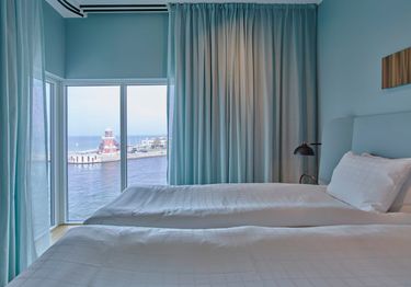 scandicoceanhamnenbedroomts02.jpeg