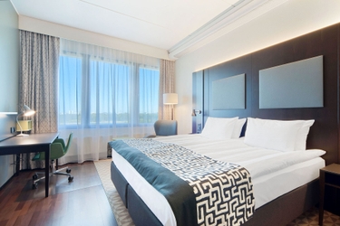 Scandic Ruoholahti_Room_King_View.jpg