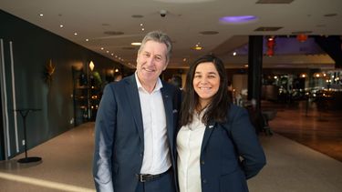 Inkludering i fokus -  Administrerende direktør i Scandic Norge, Asle Prestegard, og idrettspresident Zaineb Al-Samarai. Foto Tone Mella.jpg