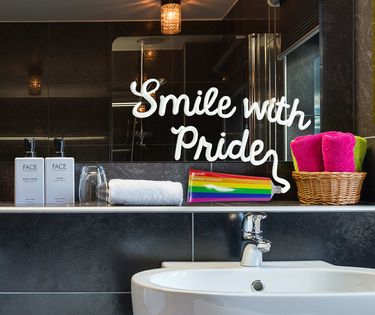SmilewithPridemedScandic.jpeg