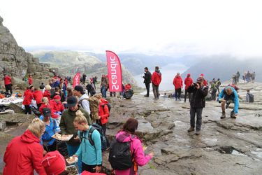 PopulrttilbudpPreikestolen.jpeg