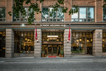 Scandic Helsinki Hub entrance.png