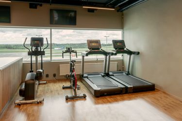 ScandicLandvettergymmedutsiktverstartochlandningsbana.png.jpeg