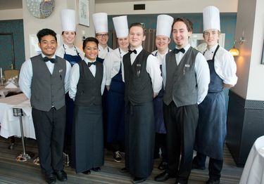 Larlrlingeneovertagourmetrestauranten.jpeg